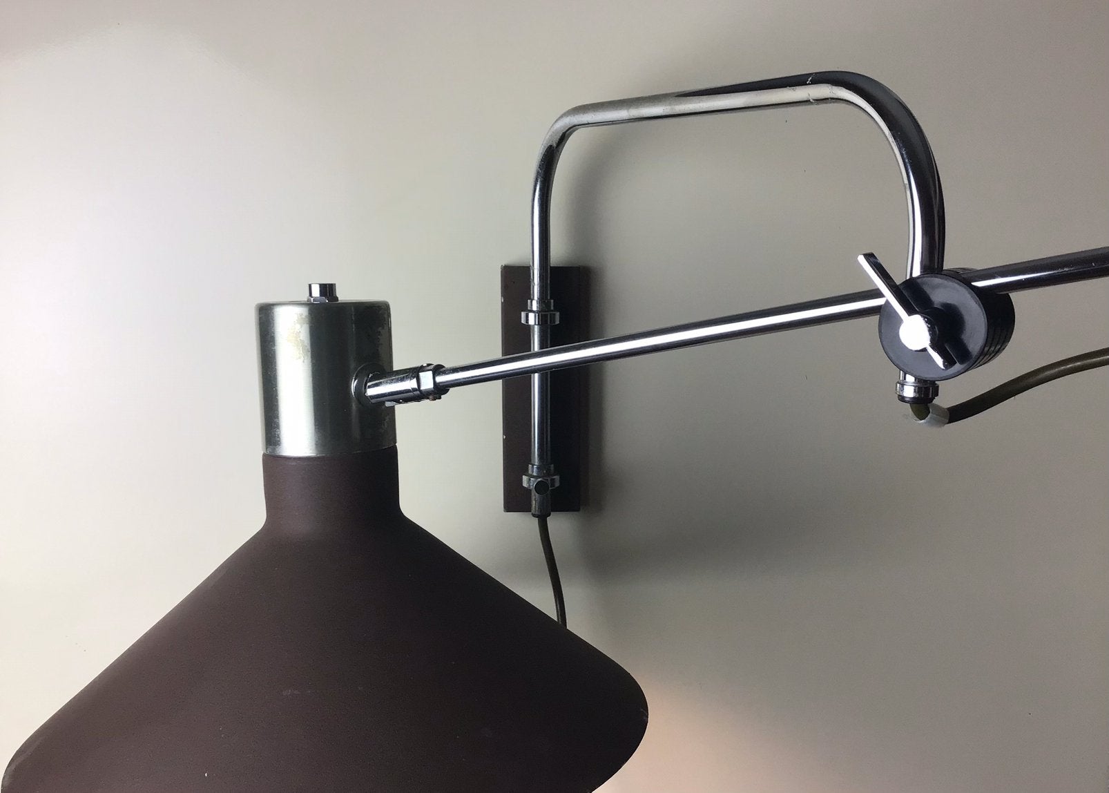 Vintage Anvia wandlamp bruin (Hala, Philips, Raak, Gepo), Anvia, Gebruikt, Bruin, E27 (groot)