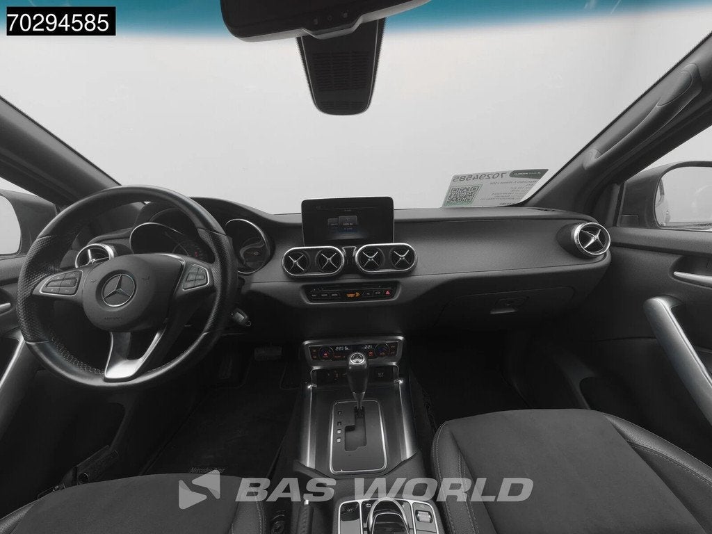 Mercedes X-Klasse 250d 4-matic Automaat Trekhaak LED Xenon N, Auto's, Automaat, Stof, Gebruikt, Zwart