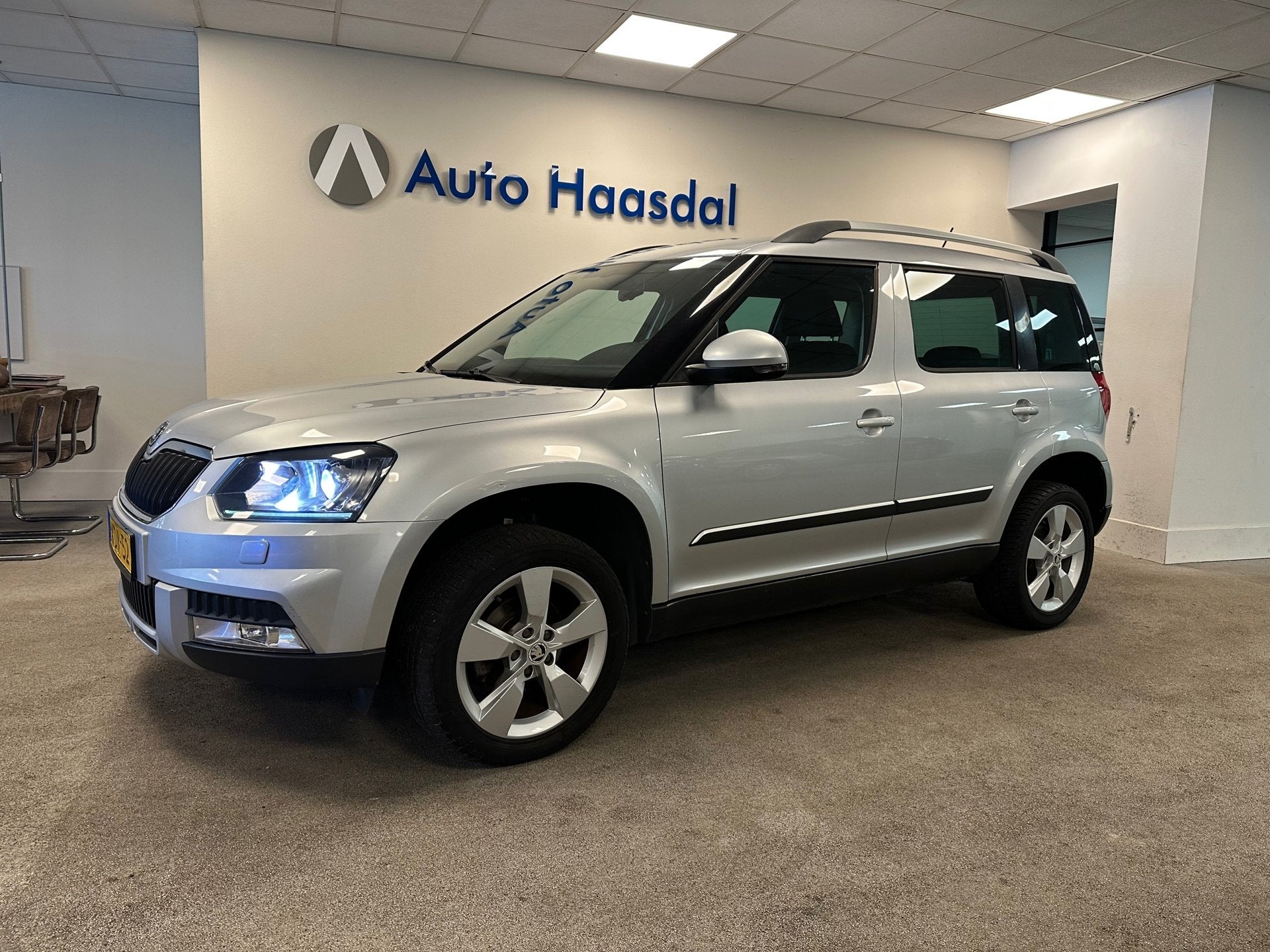 Skoda Yeti Outdoor 1.4 TSI Greentech Elegance|2E EIG|NAP|TRE, Voorwielaandrijving, Euro 5, Stof, Gebruikt
