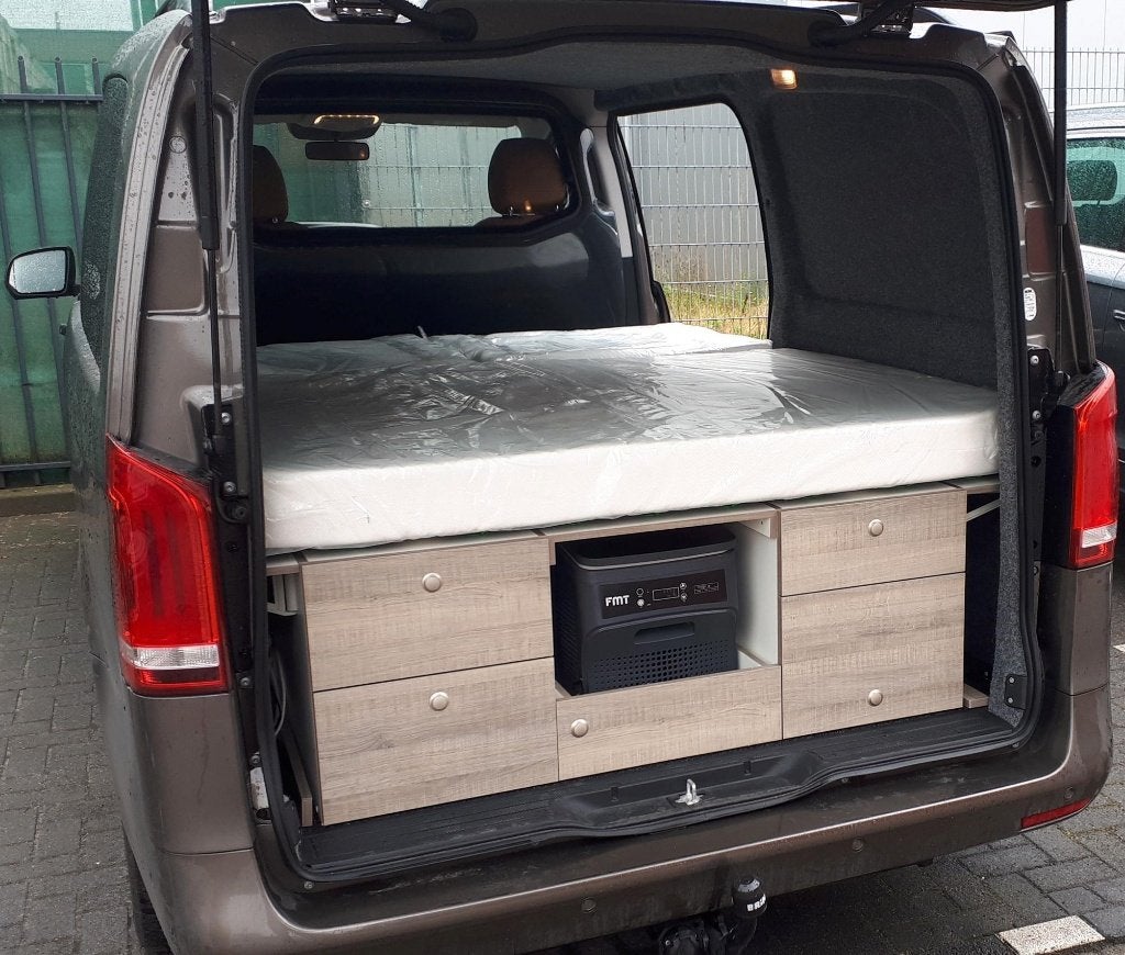 Complete Camperbus Inrichting met Bed, Lades en Keuken, Caravans en Kamperen, Camper-accessoires, Ophalen, Zo goed als nieuw