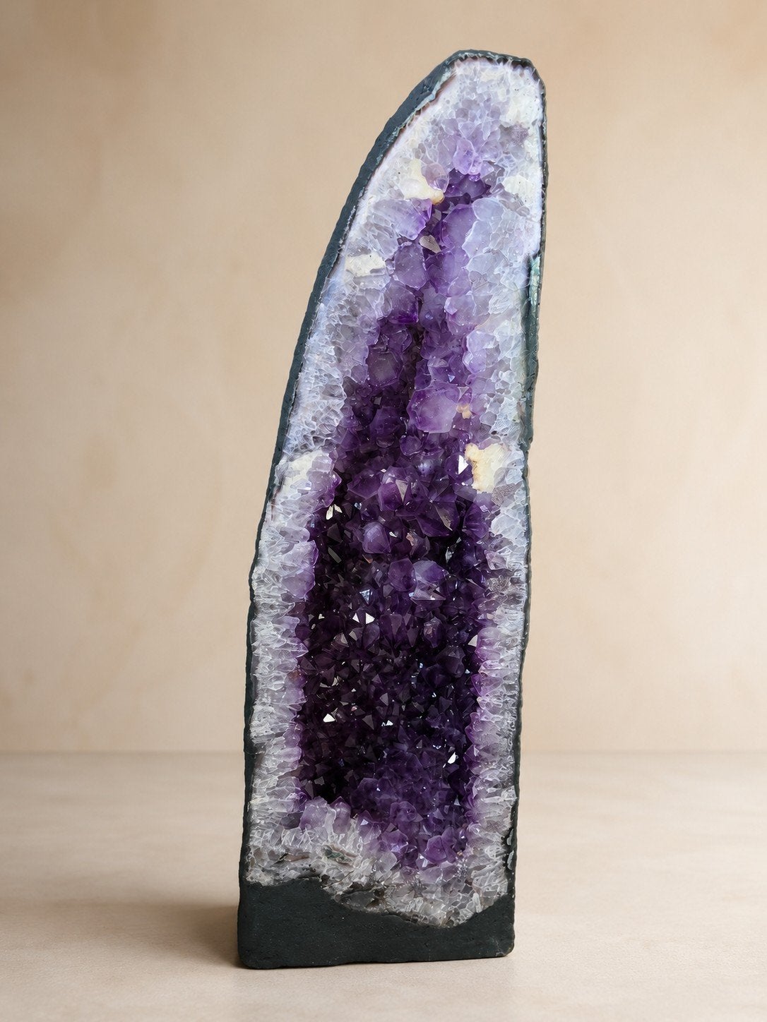 Grote Amethist Geode met Calciet - 30.7kg, Ophalen, Mineraal
