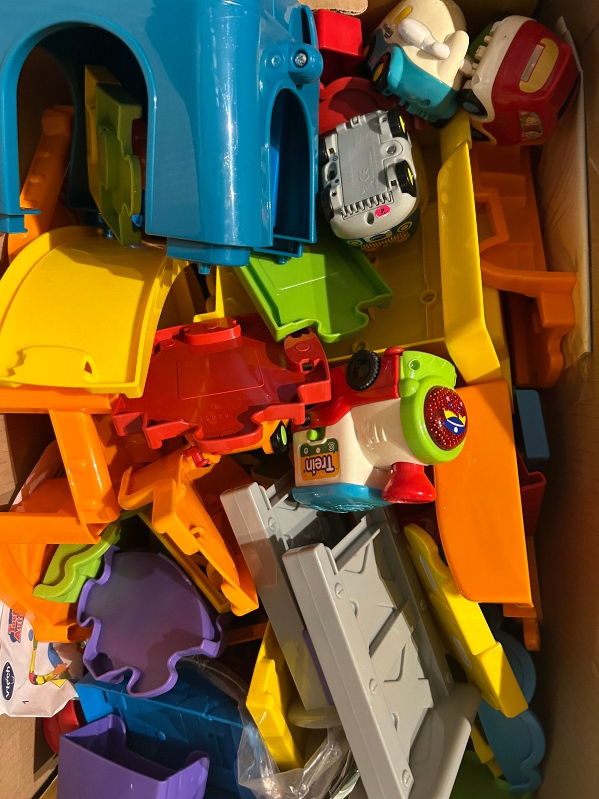 4 dozen met v tech, toet toet vaste prijs, Ophalen, Zo goed als nieuw, 2 tot 4 jaar