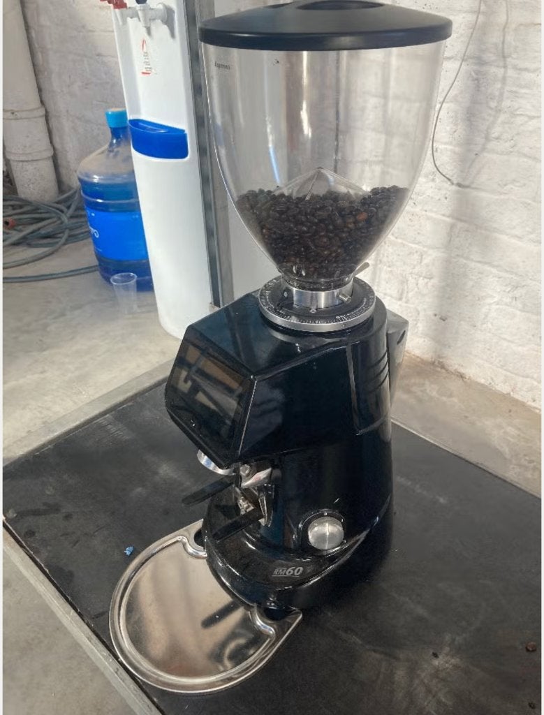 koffiegrinder Reneka RM60 koffie grinder, 10 kopjes of meer, Ophalen, Koffiemachine