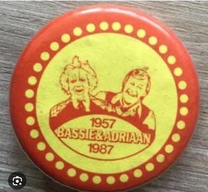 Gezocht! Bassie en Adriaan buttons, Ophalen of Verzenden, Overige onderwerpen