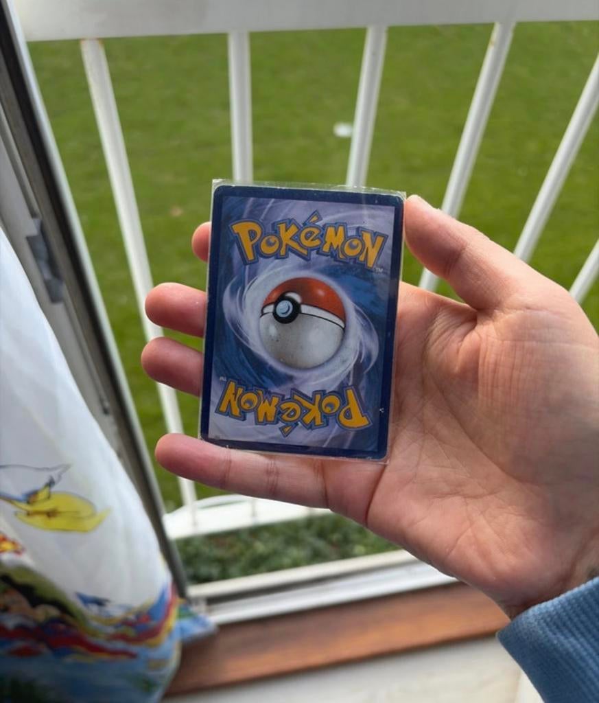 Dracaufeu GX Pokémon Kaart - Glanzend en Zeldzaam, Hobby en Vrije tijd, Verzamelkaartspellen | Pokémon, Ophalen of Verzenden, Zo goed als nieuw