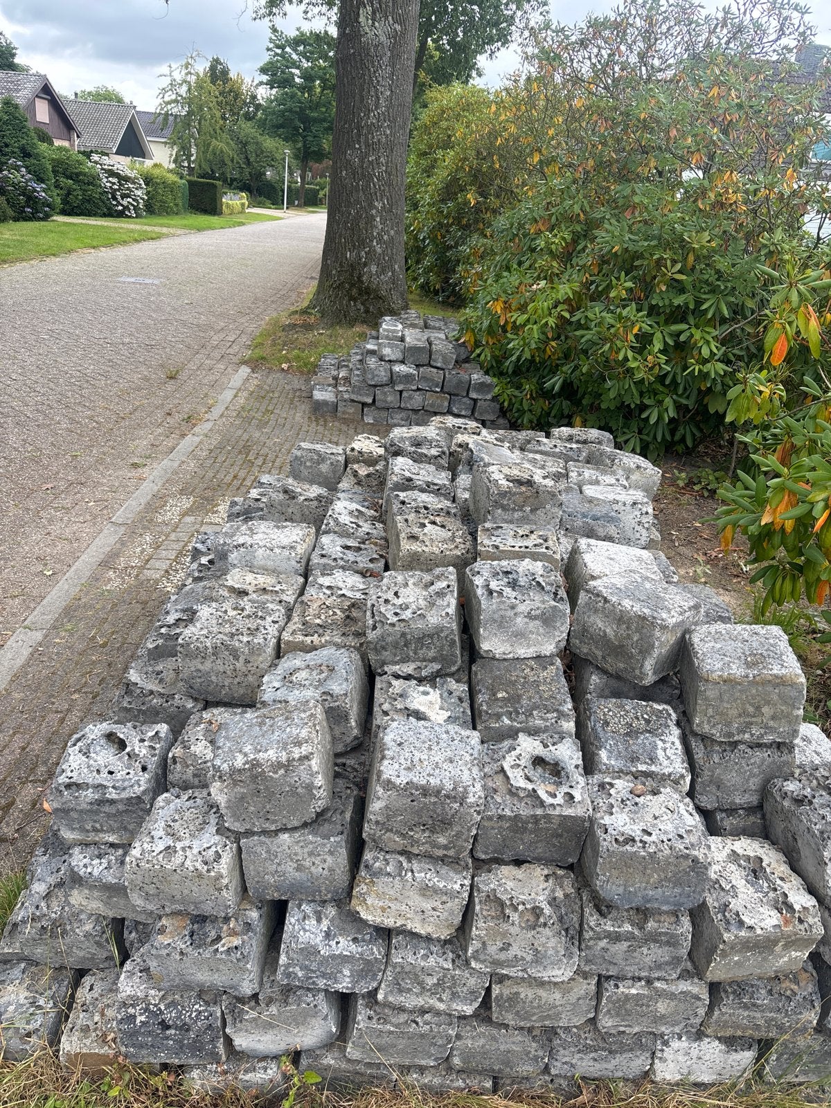 Partij koperslak keien ca. 16/17 bij 16/17cm voor tuin, Ophalen, Gebruikt, Klinkers, 10 m² of meer