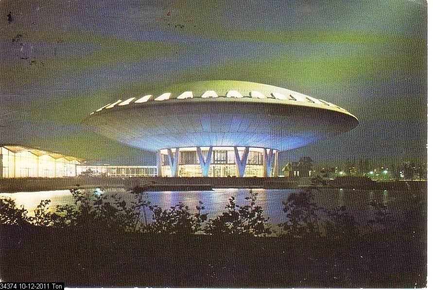 Ansichtkaart 	Eindhoven	Evoluon	bij nacht, Verzenden, 1960 tot 1980, Gelopen, Noord-Brabant