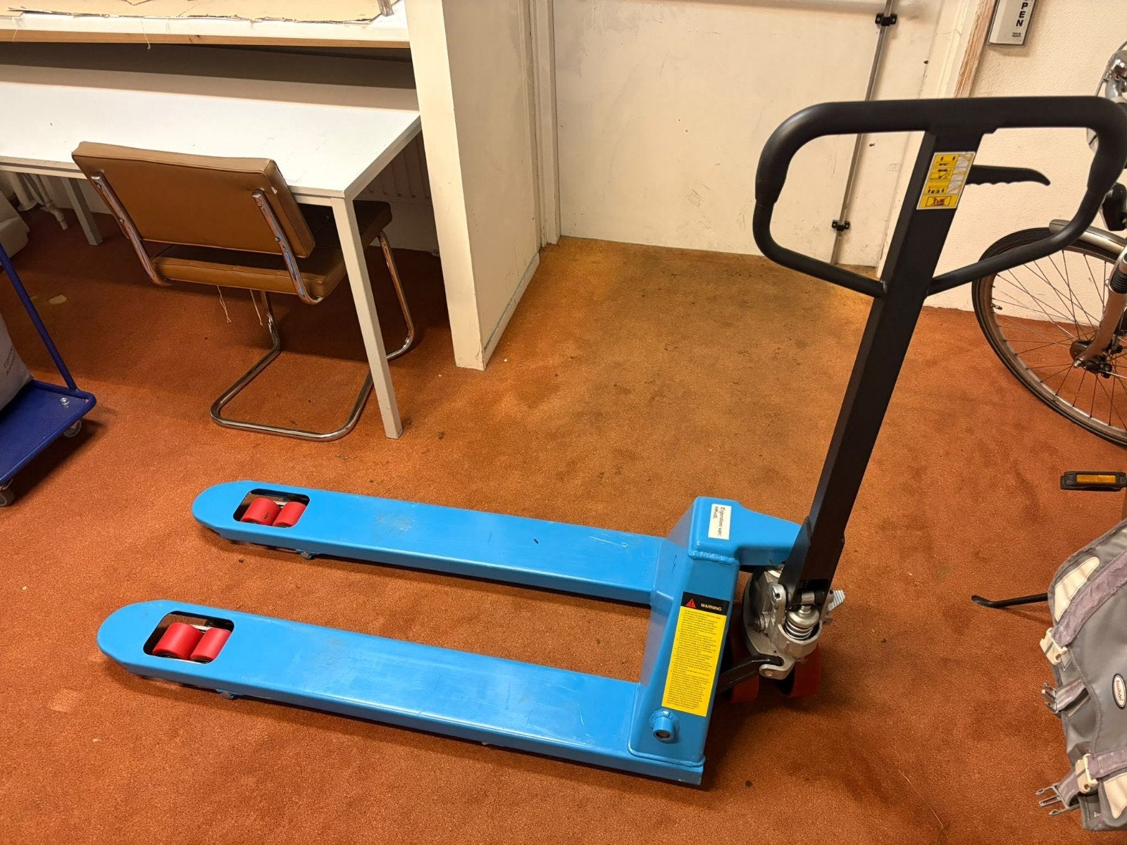 hand pallet wagen Tramag, Ophalen, Zo goed als nieuw