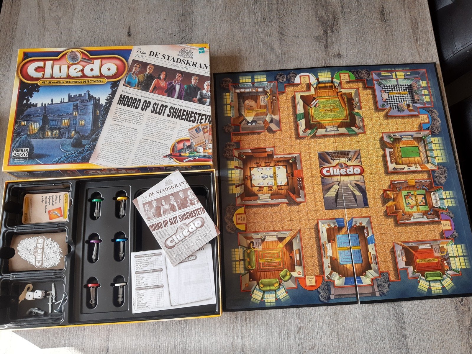 Cluedo Bordspel - Het Klassieke Detective Spel, Parker, 1027 LS Amsterdam, Nederland, Ophalen of Verzenden, Zo goed als nieuw
