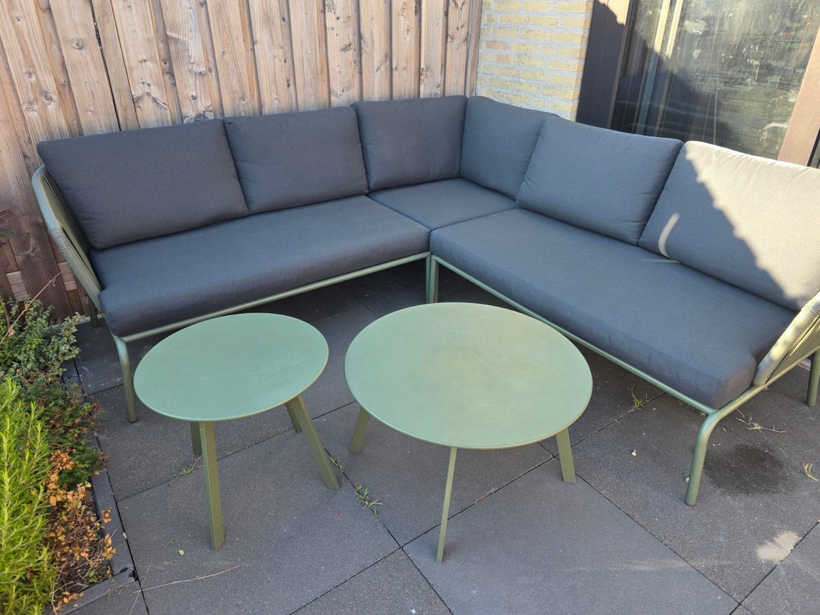 tuinset inclusief 2 tafels, Tuin en Terras, Tuinsets en Loungesets, Ophalen of Verzenden, Zo goed als nieuw