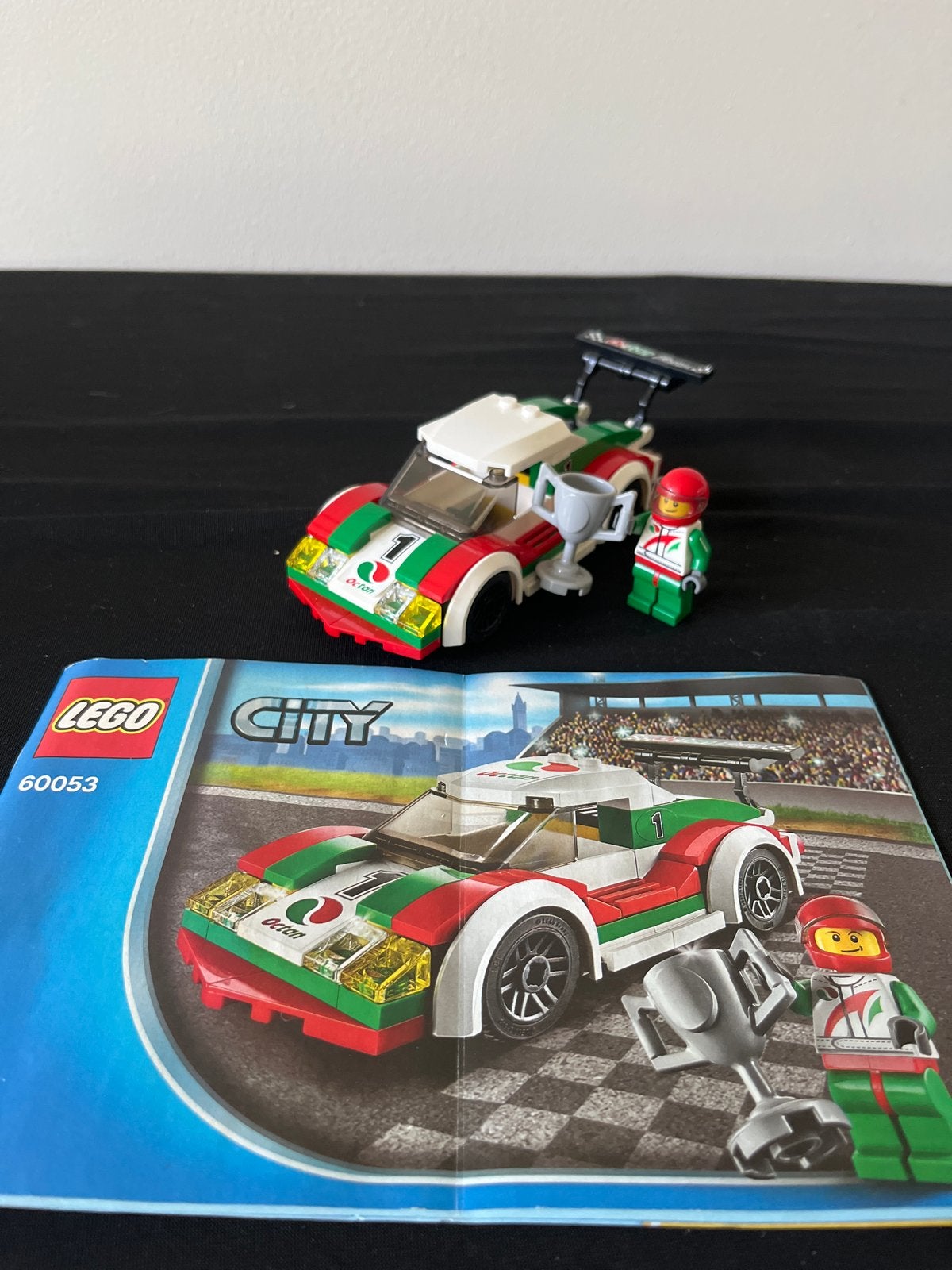 Lego City 60053 Raceauto met coureur en beker, Lego, Ophalen of Verzenden, Compleet, Complete set