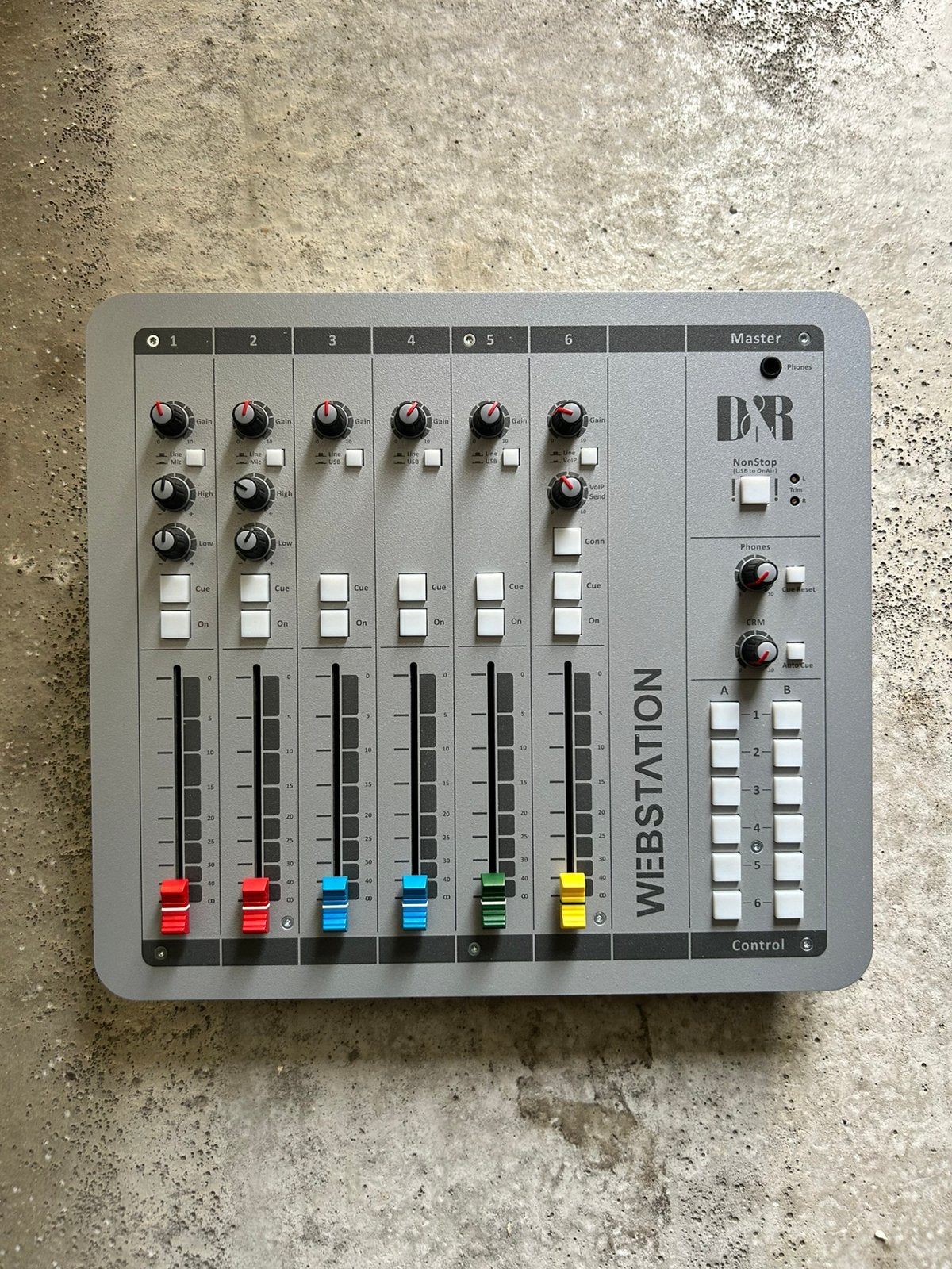 D&R Webstation, Ophalen, Zo goed als nieuw, Minder dan 5 kanalen, Microfooningang