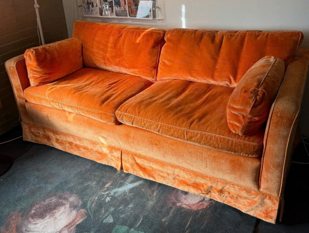 Boho bohemian hippie stijl fluwelen oranje ruime 2 zits bank, Ophalen, Gebruikt, Boho hippe bohemian midcentury vintage, 150 tot 200 cm
