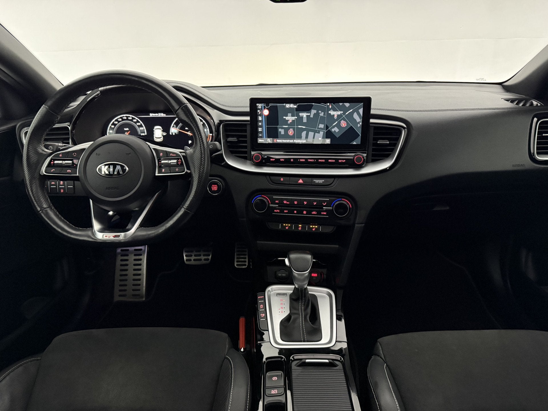 Kia ProCeed 1.5 T-GDI GT-Line | Pano | Camera | Virtual | Ca, 1325 kg, Gebruikt, Euro 6, 4 cilinders