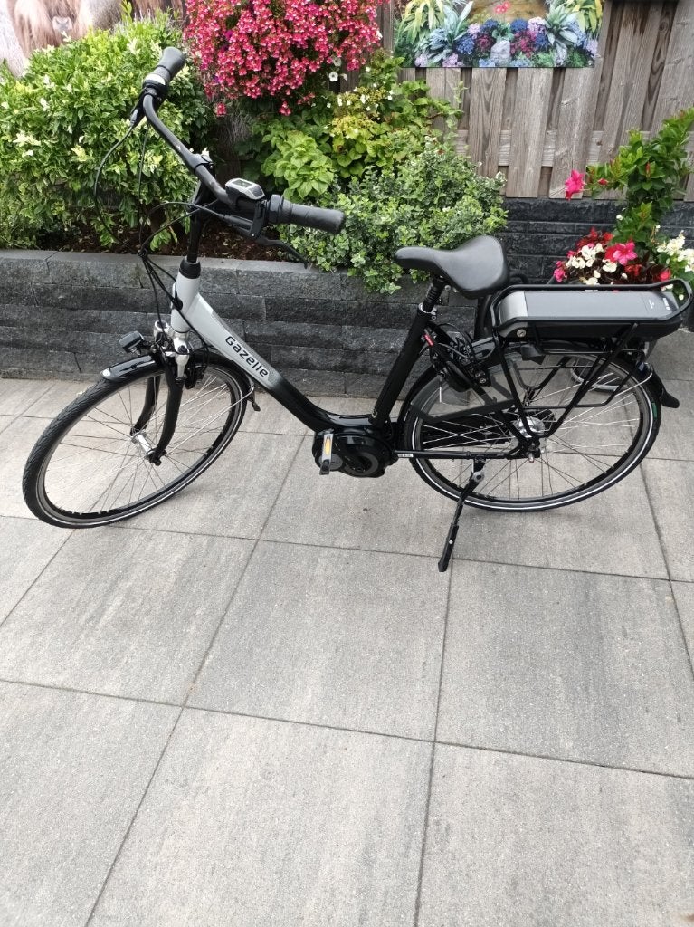 gazelle met bosch midden motor prijs 650 euro, Fietsen en Brommers, Elektrische fietsen, 51 tot 55 cm, Ophalen, Gebruikt, Gazelle