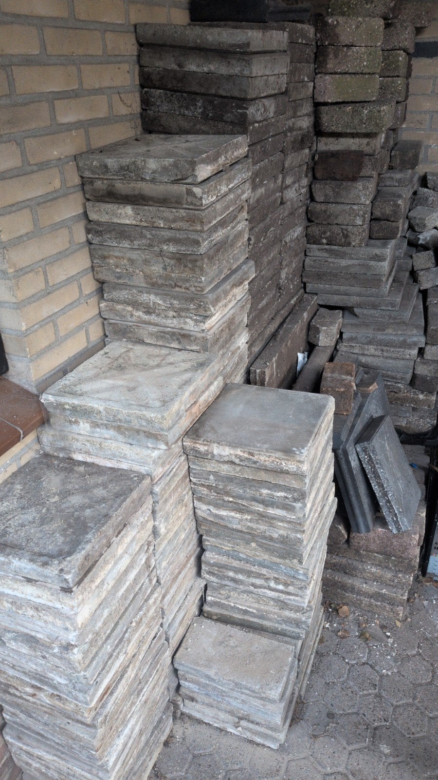 gratis tegels 30x30, Tuin en Terras, Ophalen, Gebruikt, Beton, Terrastegels