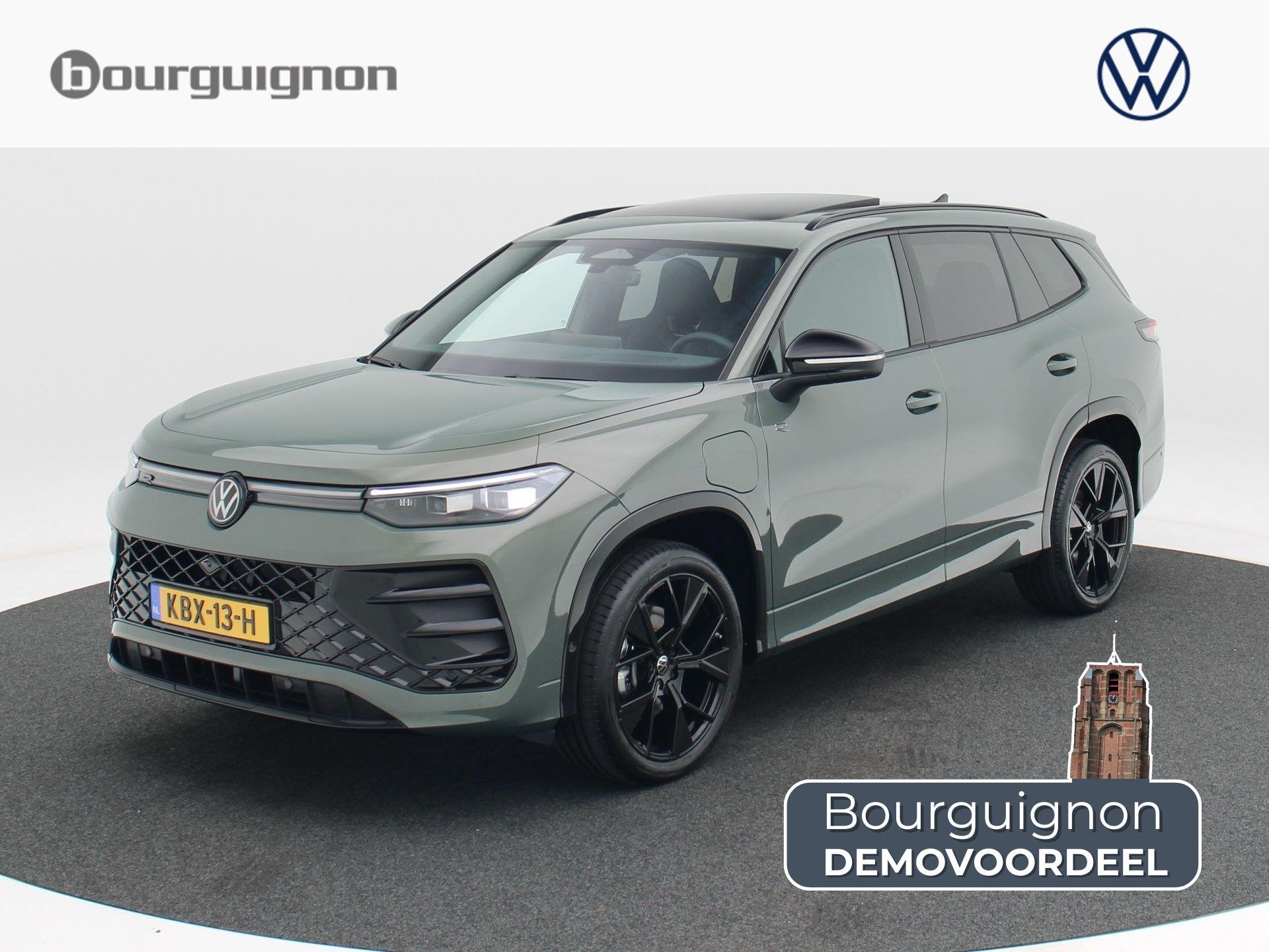 Volkswagen Tayron R-Line Edition 1.5 eHybrid 272 Pk | Trekha, Stof, 1498 cc, 4 cilinders, 2000 kg
