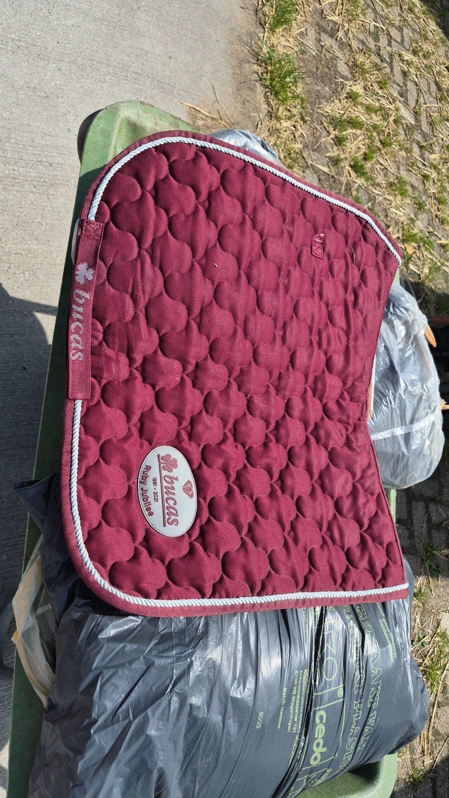 Bucas dekje bordeaux Ruby collectie, Dieren en Toebehoren, Paarden en Pony's | Dekens en Dekjes, Ophalen of Verzenden, Zo goed als nieuw