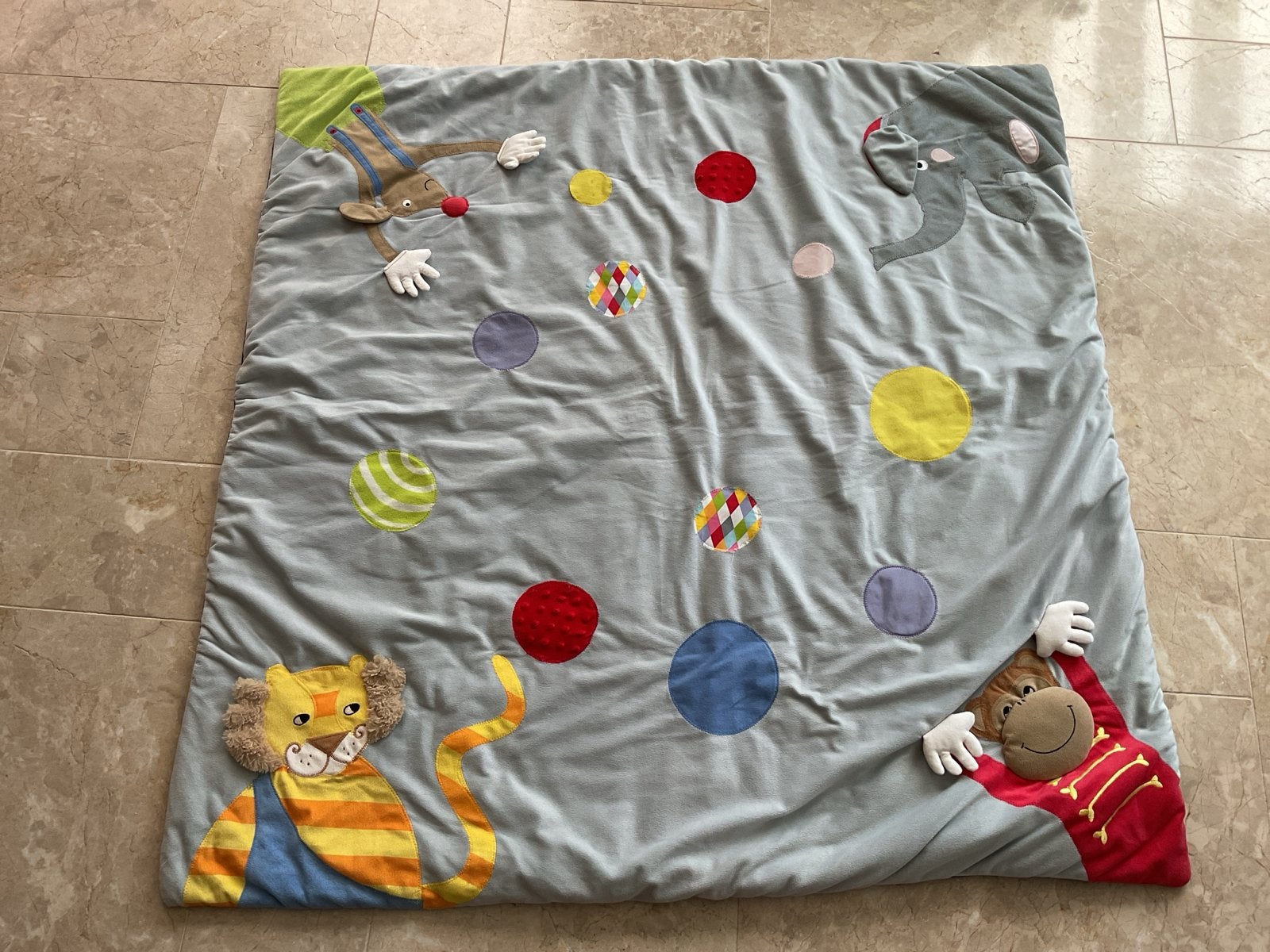 Speelkleed met dieren en vrolijke kleuren, Ophalen, Gebruikt, Speelkleed