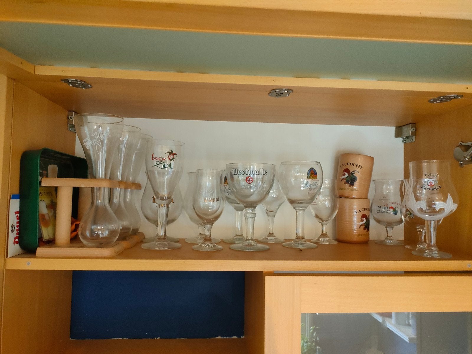 17 Bierglazen: Duvel, Westmalle, Chouffe, Tripel Karmeliet, Ophalen
