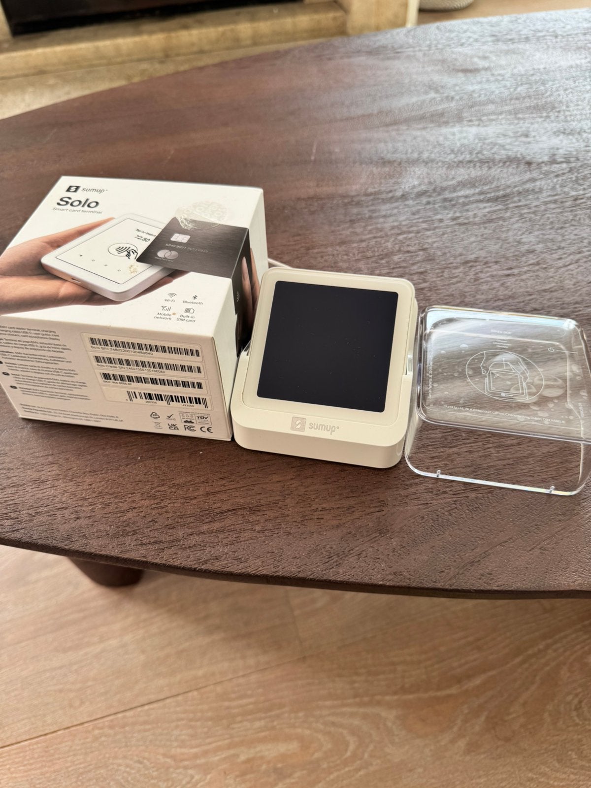 SumUp Solo pinapparaat + laadstation – compleet in doos, Ophalen of Verzenden, Zo goed als nieuw