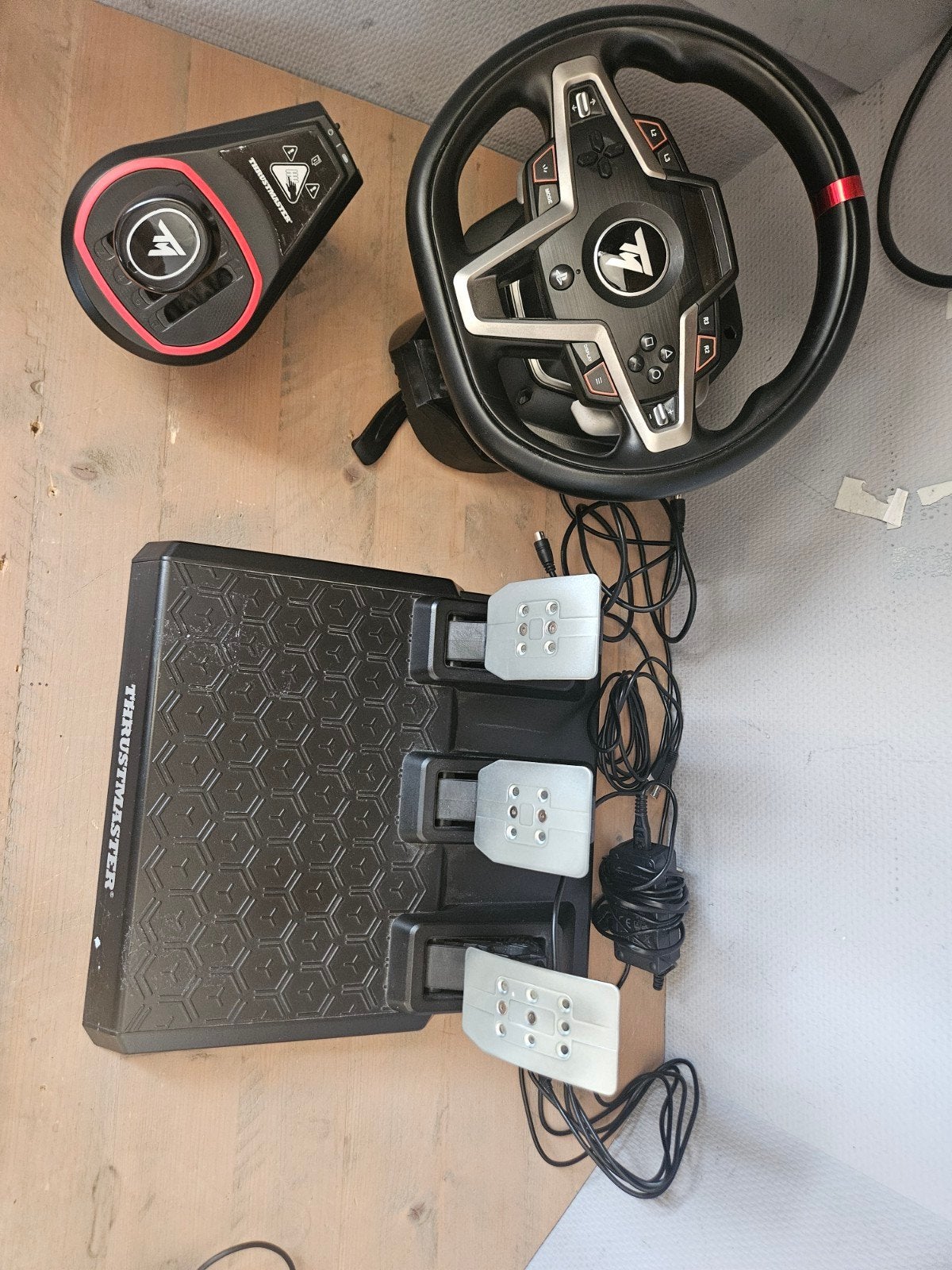 Thrustmaster T248 racestuur, pedalen en shifter, Spelcomputers en Games, Ophalen, Racestuur, Gebruikt, Force feedback