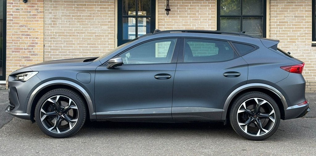 Cupra Formentor 245PK| PANO| CAMERA 1.4 e-Hybrid VZ Performa, Auto's, Cupra, Gebruikt, 4 cilinders, Leder en Stof, Plug-in hybride