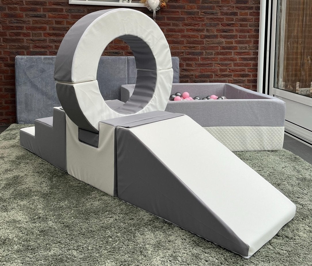 Foam klim- en speelset voor peuters incl. glijbaan, Kinderen en Baby's, Ophalen, Zo goed als nieuw, Overige typen