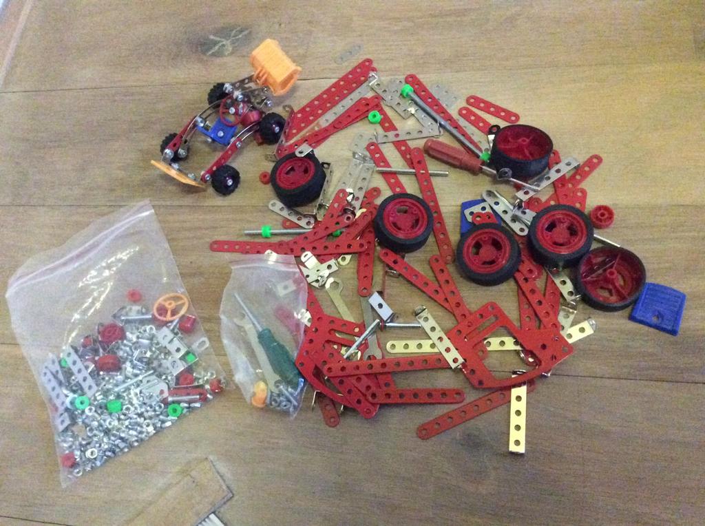 Meccano zo goed als nieuw, Kinderen en Baby's, Speelgoed | Bouwstenen, Ophalen of Verzenden, Zo goed als nieuw