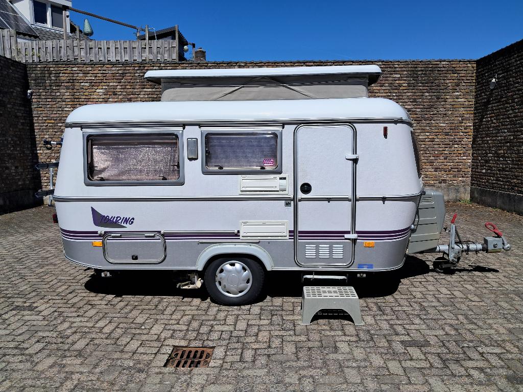 Caravan Eriba Touring Triton, Standaardzit, Dwarsbed, Tot en met 3, Particulier