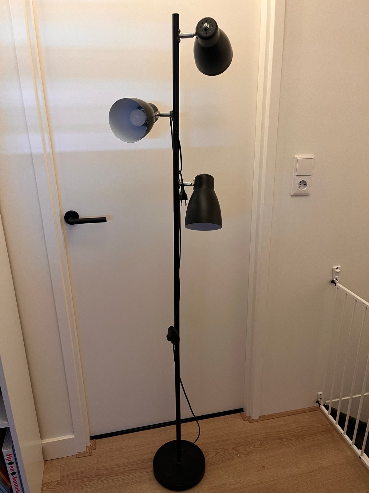 Zwarte vloerlamp met 3 verstelbare spots -, Ophalen, Gebruikt, E14 (klein), Metaal
