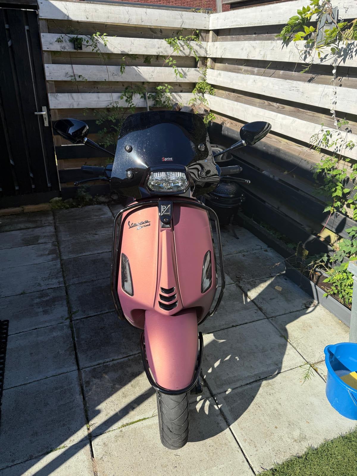 Vespa sprint sport, Ophalen, Benzine