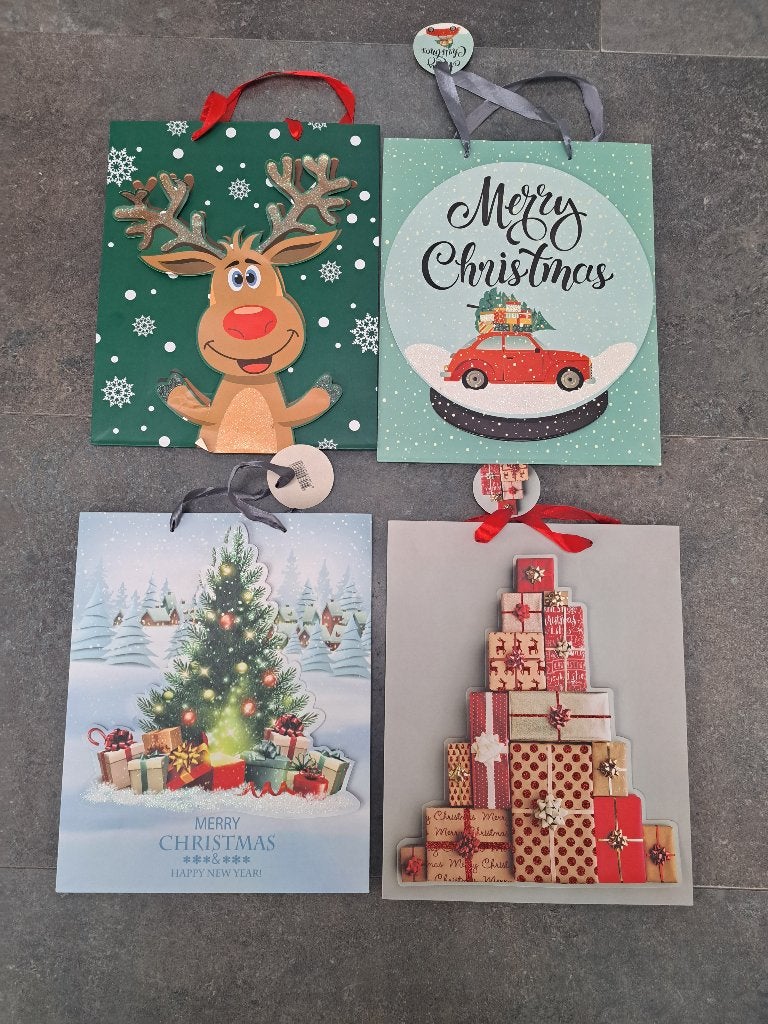 4 stuks kerstmis tasjes ...NIEUW, Ophalen of Verzenden, Nieuw