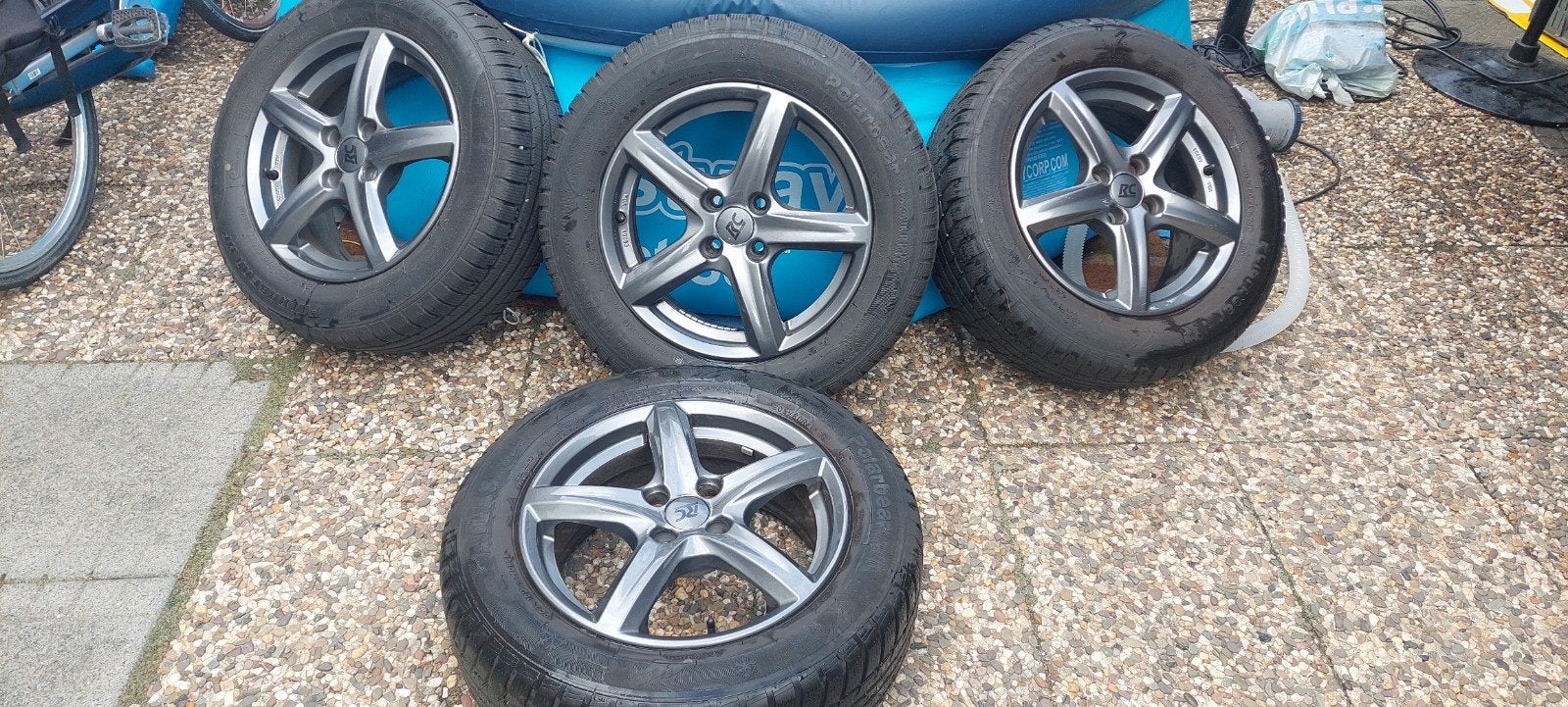 Set  winterbanden op lm velg met steek 4 x 100, Ophalen, 16 inch, Banden en Velgen, 205 mm