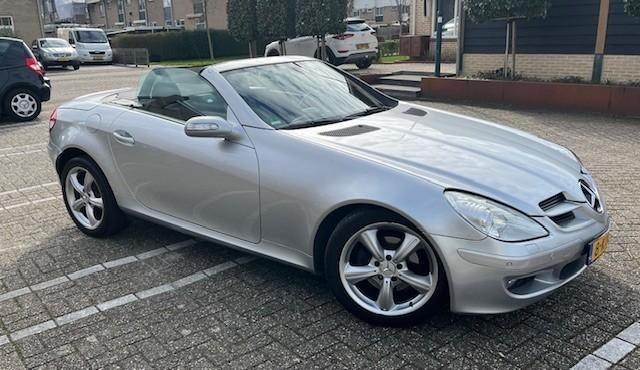 Te koop Mercedes SLK 1.8 Slk200  Roadster AUT 2005 Grijs, Auto's, Automaat, Achterwielaandrijving, Zwart, 4 cilinders