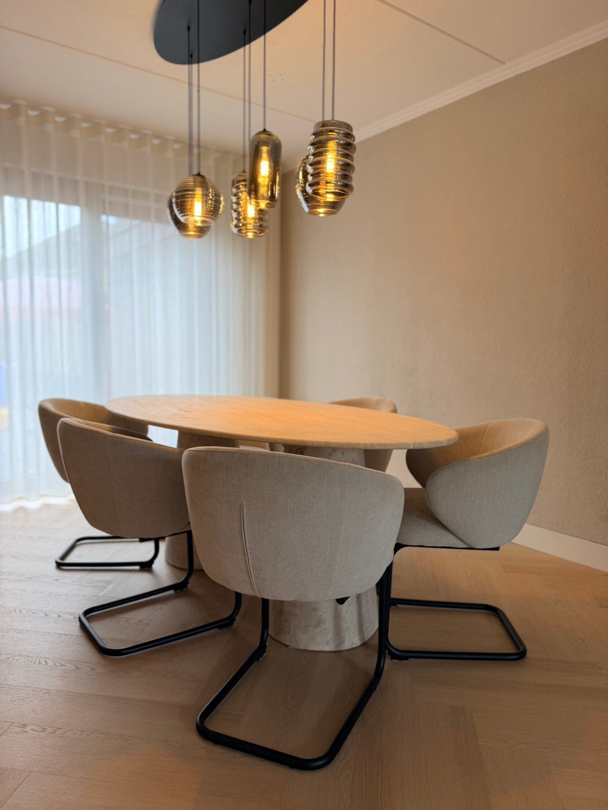 Travertin eettafel 2meter, Ophalen, Nieuw, 4 tot 6 stoelen