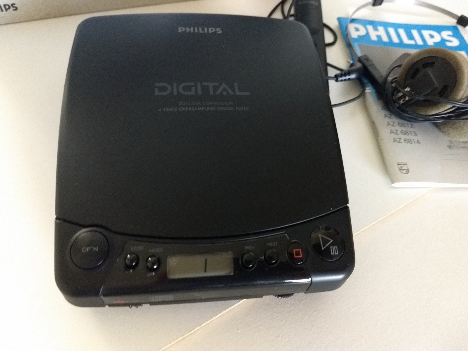 goede Philips Cd discman AZ6814 met Doos, Ophalen, Discman