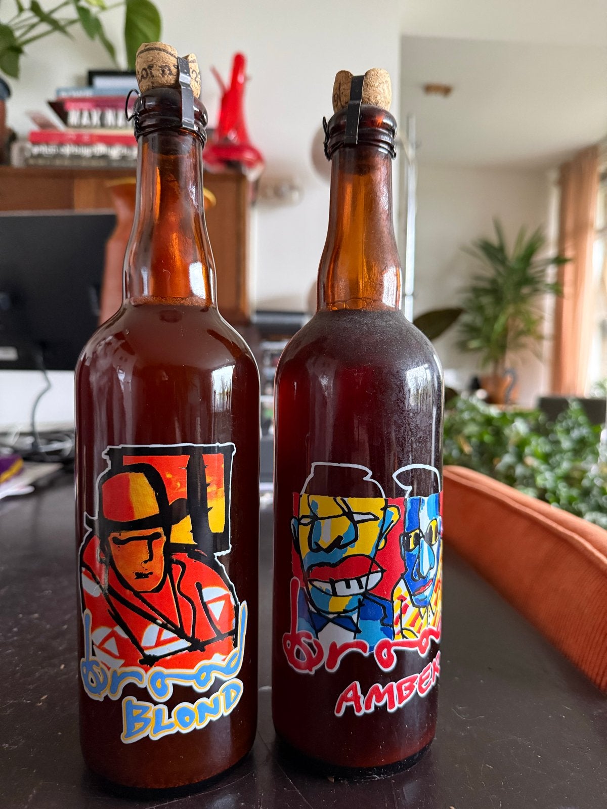 Herman Brood Bier Blond & Amber speciaalbier - 2 flessen, Ophalen, Zo goed als nieuw, Flesje(s), Overige merken