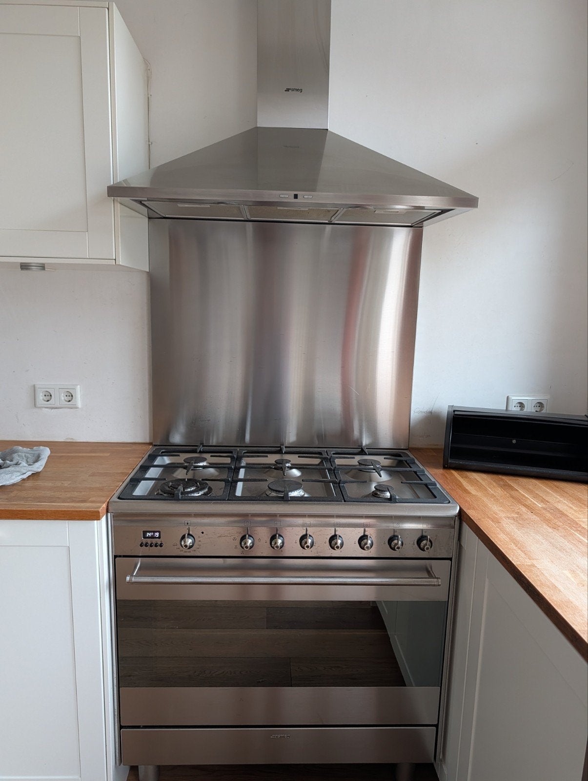 Smeg gasfornuis met oven en afzuigkap, Ophalen, Gebruikt, Hete lucht, 60 cm of meer