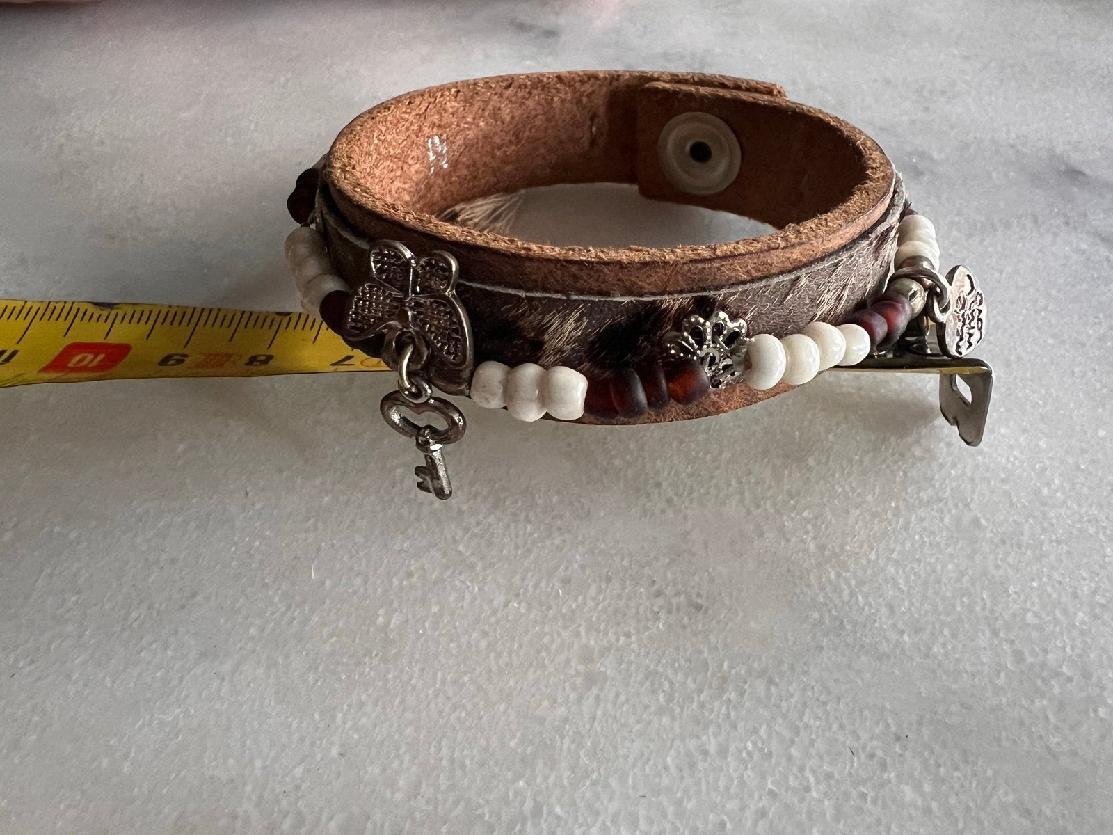 NG Design Leren Armband met Bedels - Maat M (19cm), Gebruikt, Bruin, Leer, Ophalen of Verzenden