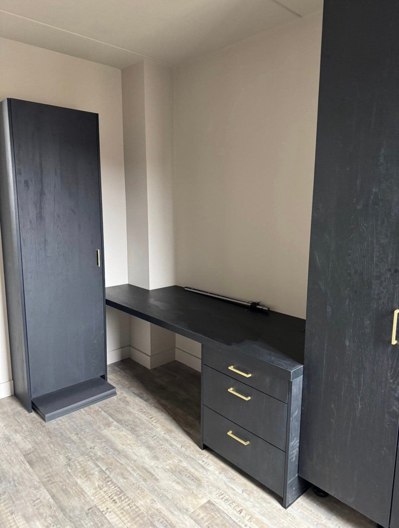 Luxe kantoor inrichting, Ophalen, Zo goed als nieuw, Bureau-kast combinatie