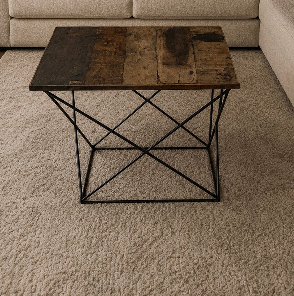 Salontafel met houten blad en metalen onderstel van loods 5, Huis en Inrichting, Tafels | Bijzettafels, Ophalen, Minder dan 45 cm
