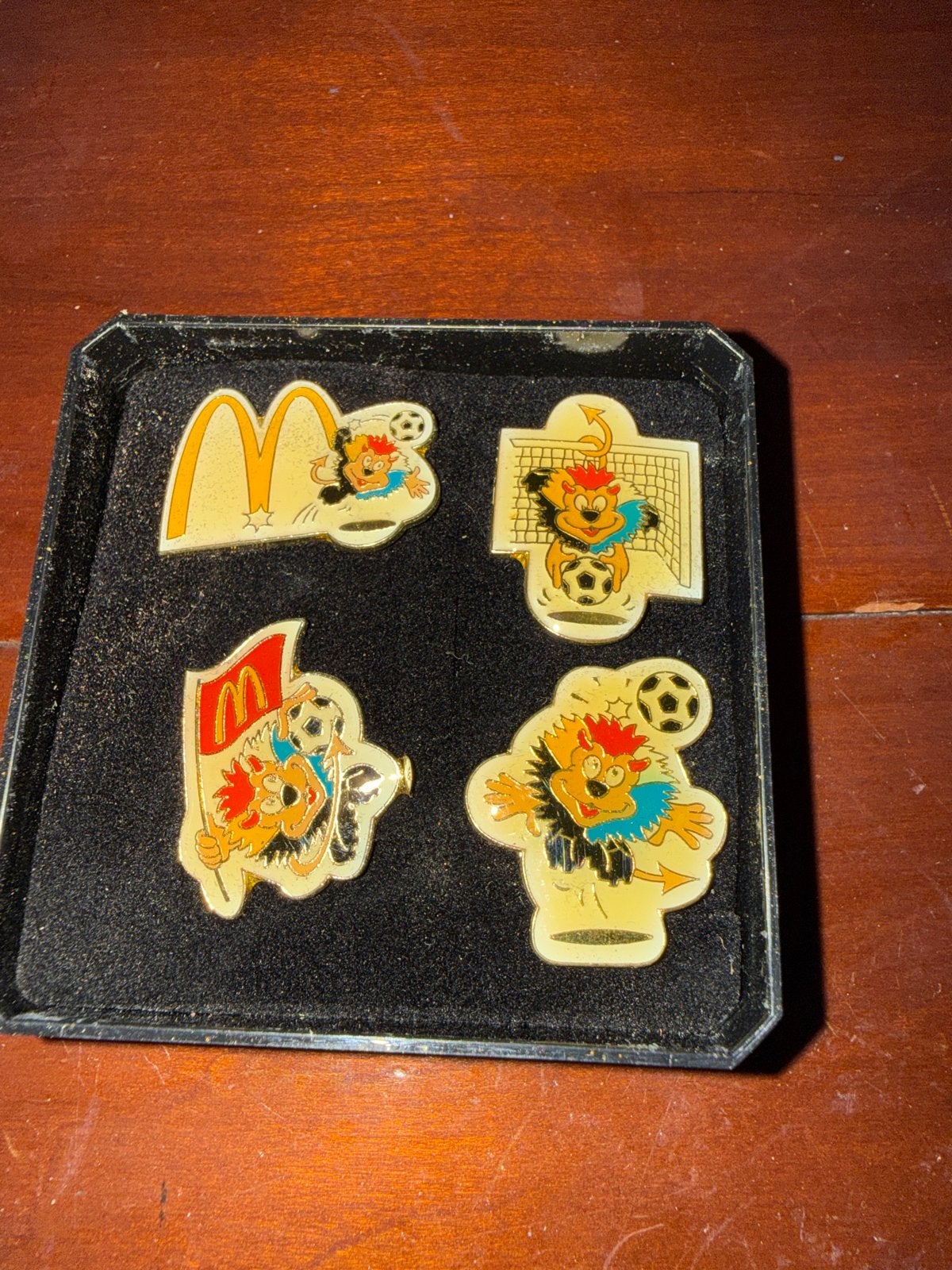 McDonald's Speldjes Collectie - Voetbal Thema, Ophalen of Verzenden, Gebruikt, Sport, Speldje of Pin