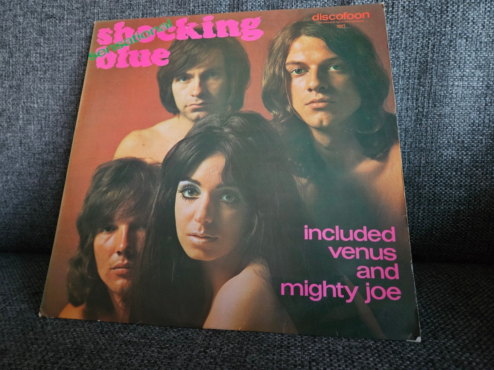 Nederbeat ~ Shocking Blue - Sensational Shocking Blue, LP, Ophalen of Verzenden, Zo goed als nieuw, 12 inch