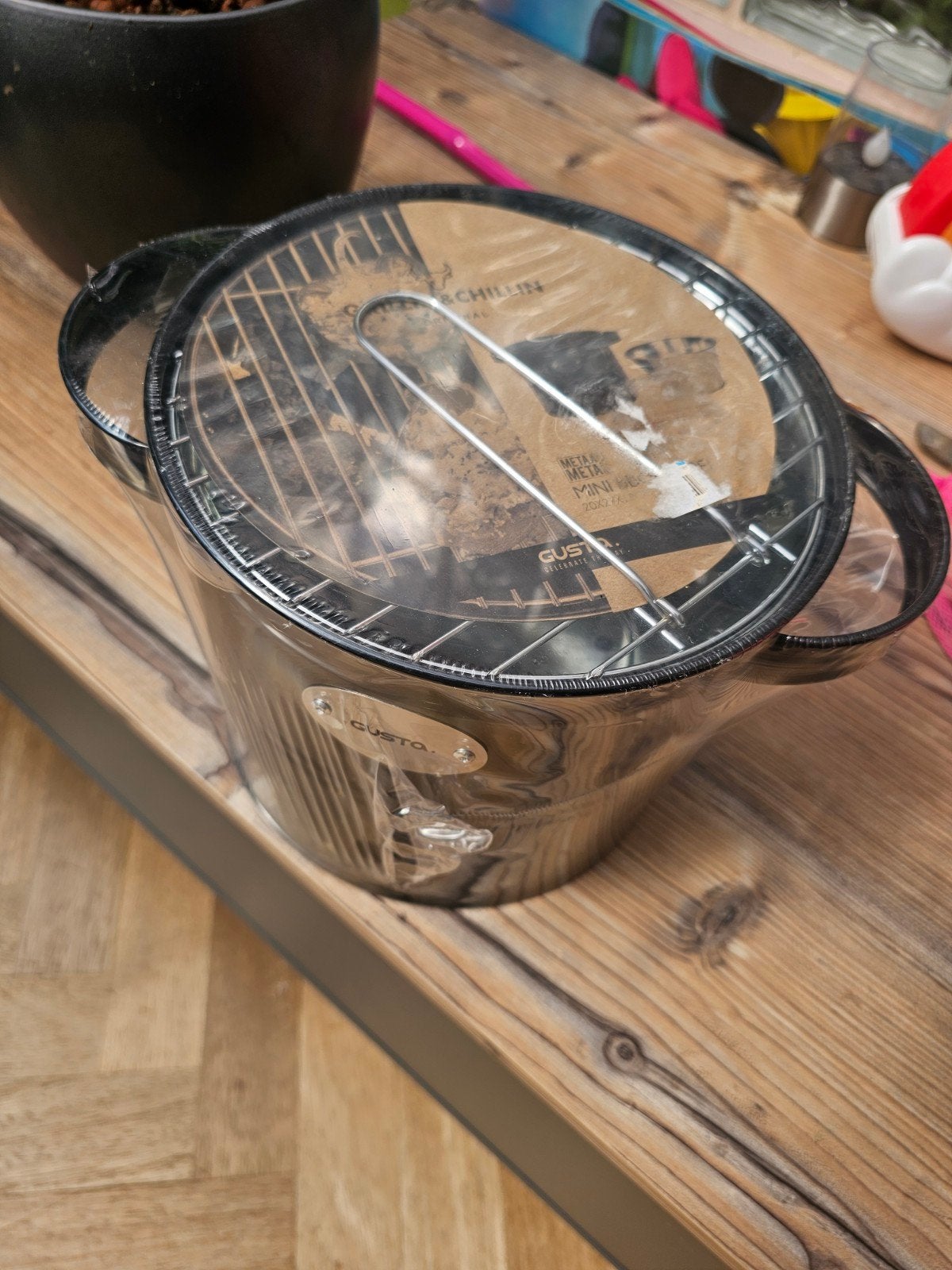 Gusto Mini BBQ - Draagbare Houtskoolbarbecue, Ophalen, Nieuw, Gusto