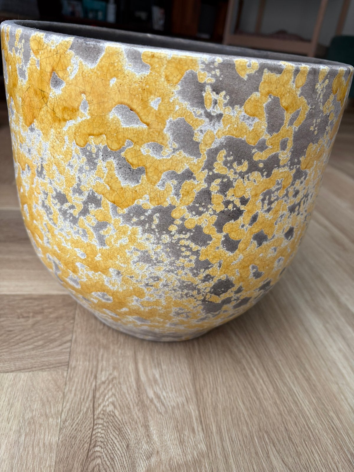 Grote bloempot, Ophalen of Verzenden, Zo goed als nieuw, Rond, Riet