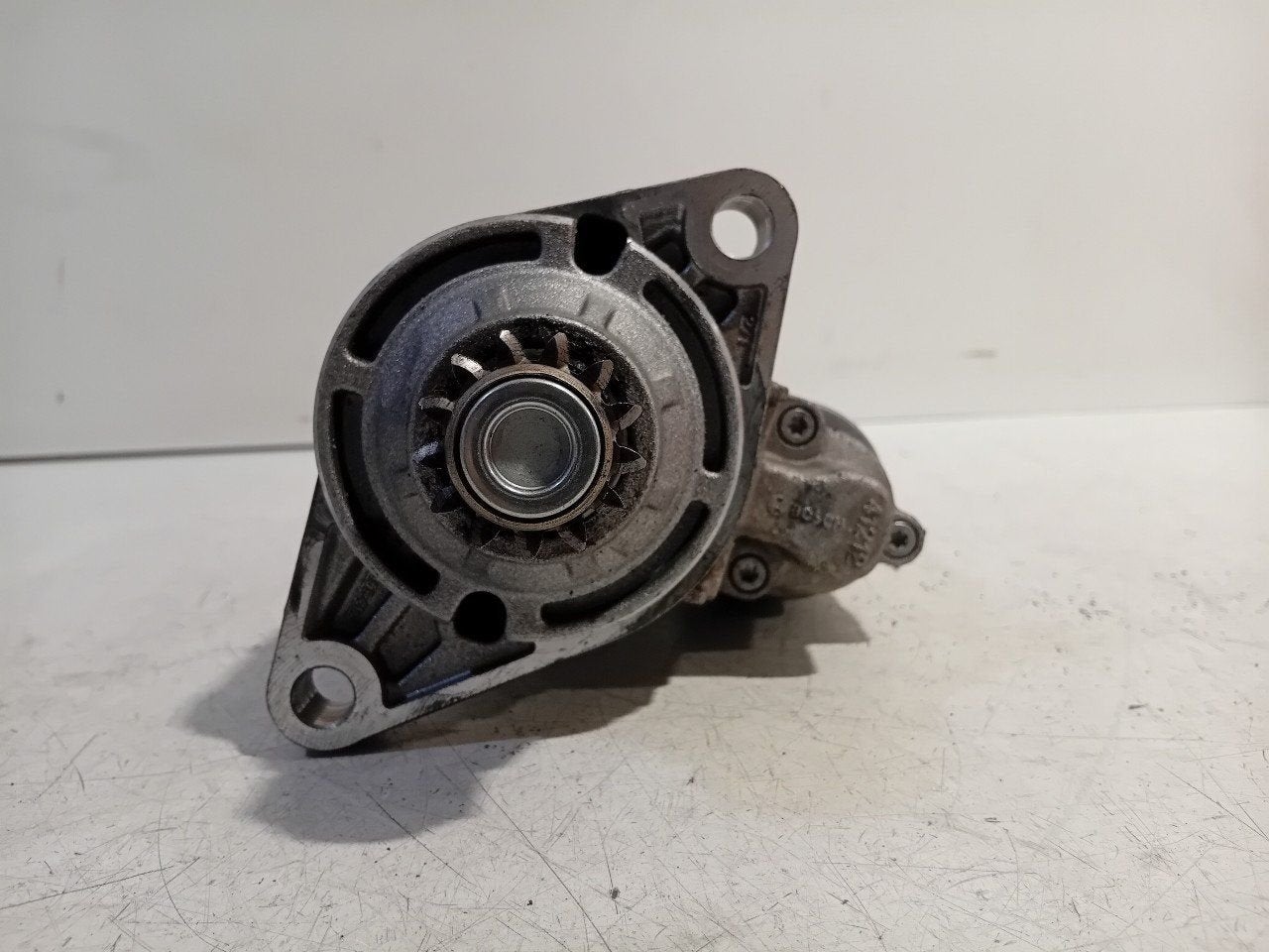 Startmotor Volkswagen Golf, Onderdelen@venauto.nl, Van der Ven Autorecycling B.V., Gebruikt, Ettenseweg 76, 4706 PB Roosendaal, The Netherlands