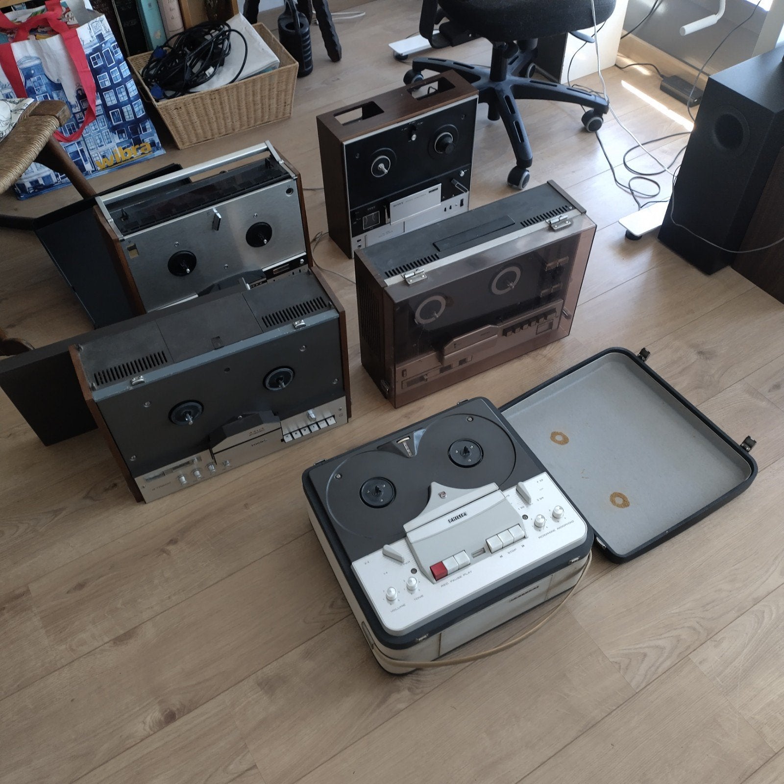 7 bandrecorders tekoop voor de hobbyist, sony, dual, etc, Ophalen, Bandrecorder, Met stofkap