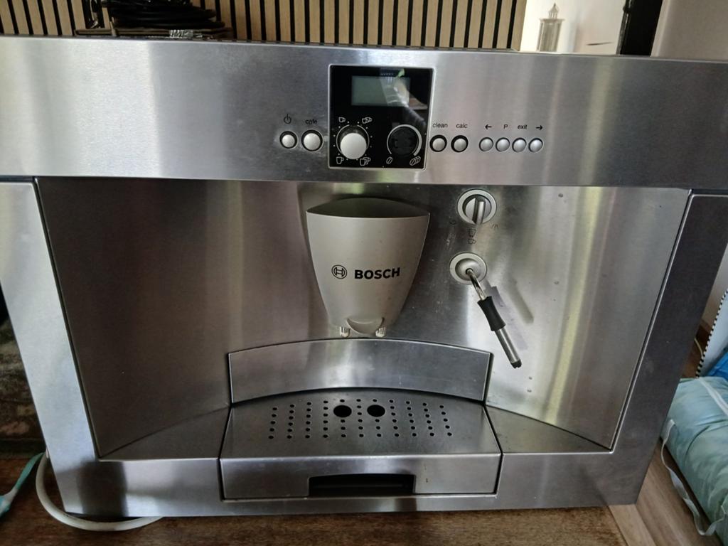 Inbouw koffiemachine van het merk Bosch met rails, Ophalen, Gebruikt, Koffiebonen, Bosch