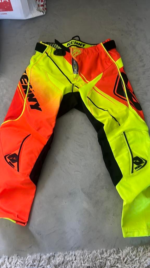 Nieuw Kenny mororcross broek junior US 28, Motoren, Kleding | Motorkleding, Ophalen of Verzenden, Nieuw met kaartje, Broek | textiel